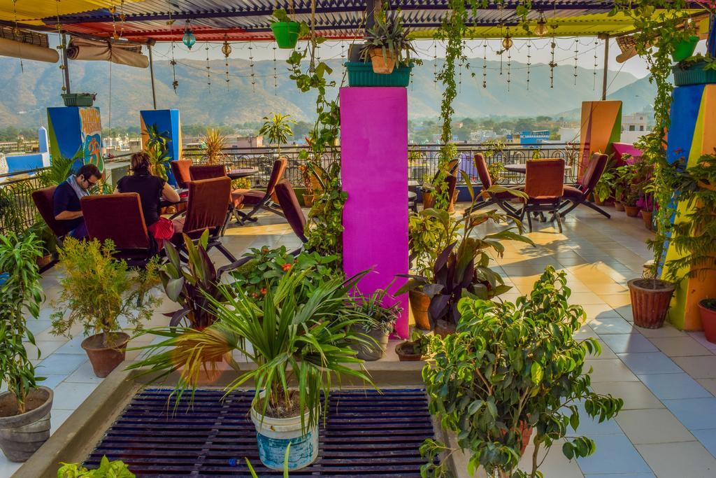 Hotel Everest Puškar Exteriér fotografie