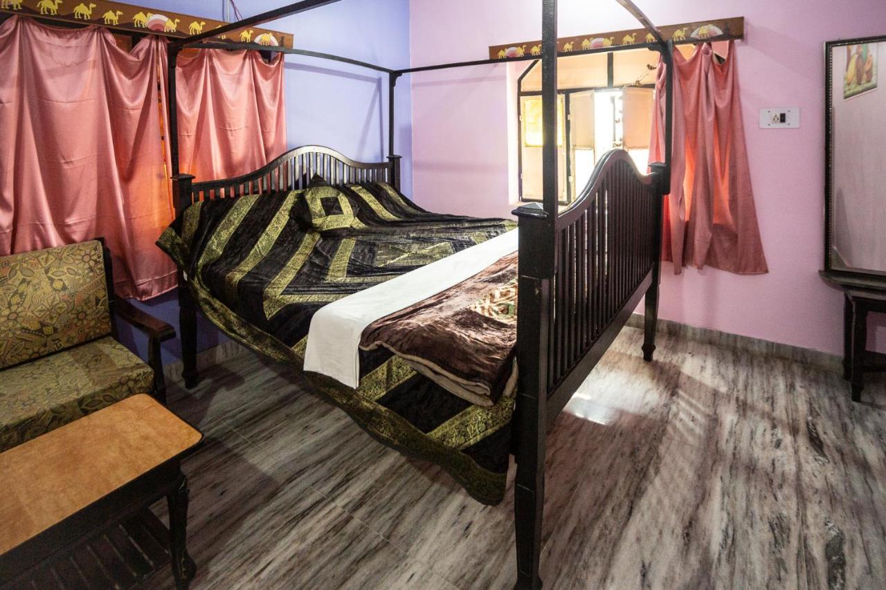 Hotel Everest Puškar Exteriér fotografie